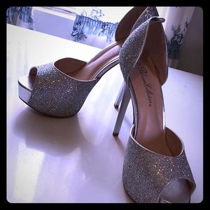 Silver sparkle high heel
