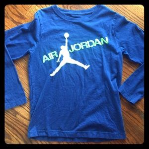 Medium boys Jordan long sleeve. Worn once.