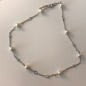 Diamond and pearl choker