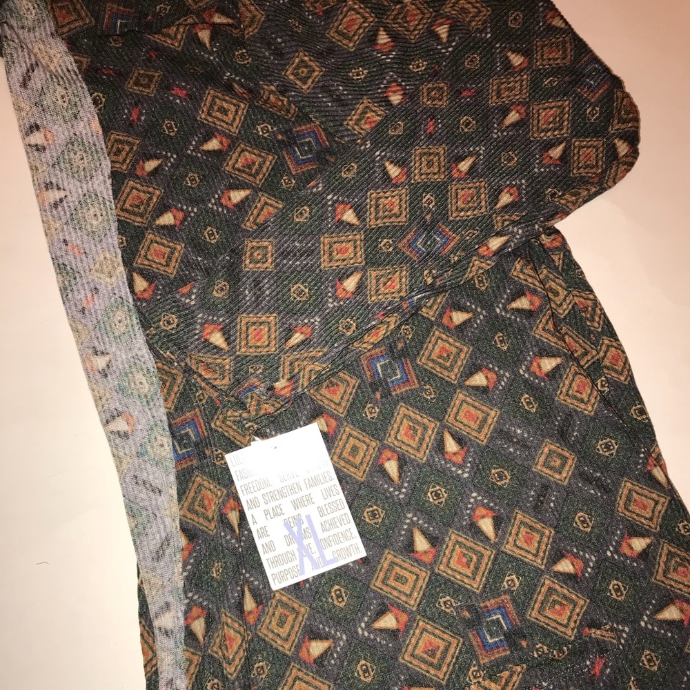 BNWT LuLaRoe Sarah, size XL
