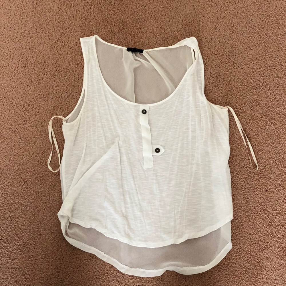 EM flowy tank top