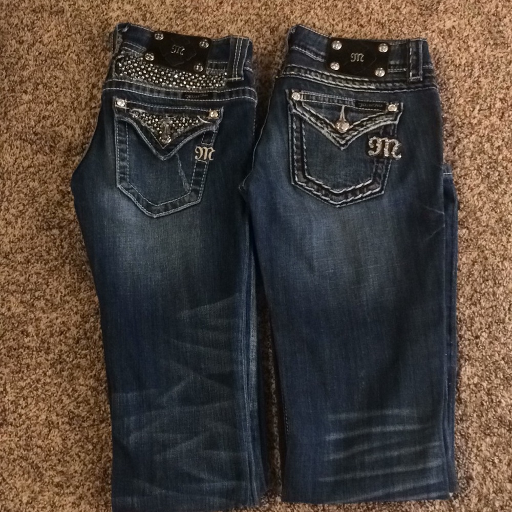 2 pair of Miss Me jeans