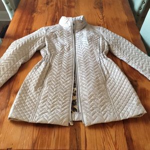 Chinese Laundry fitted quilted jacket.