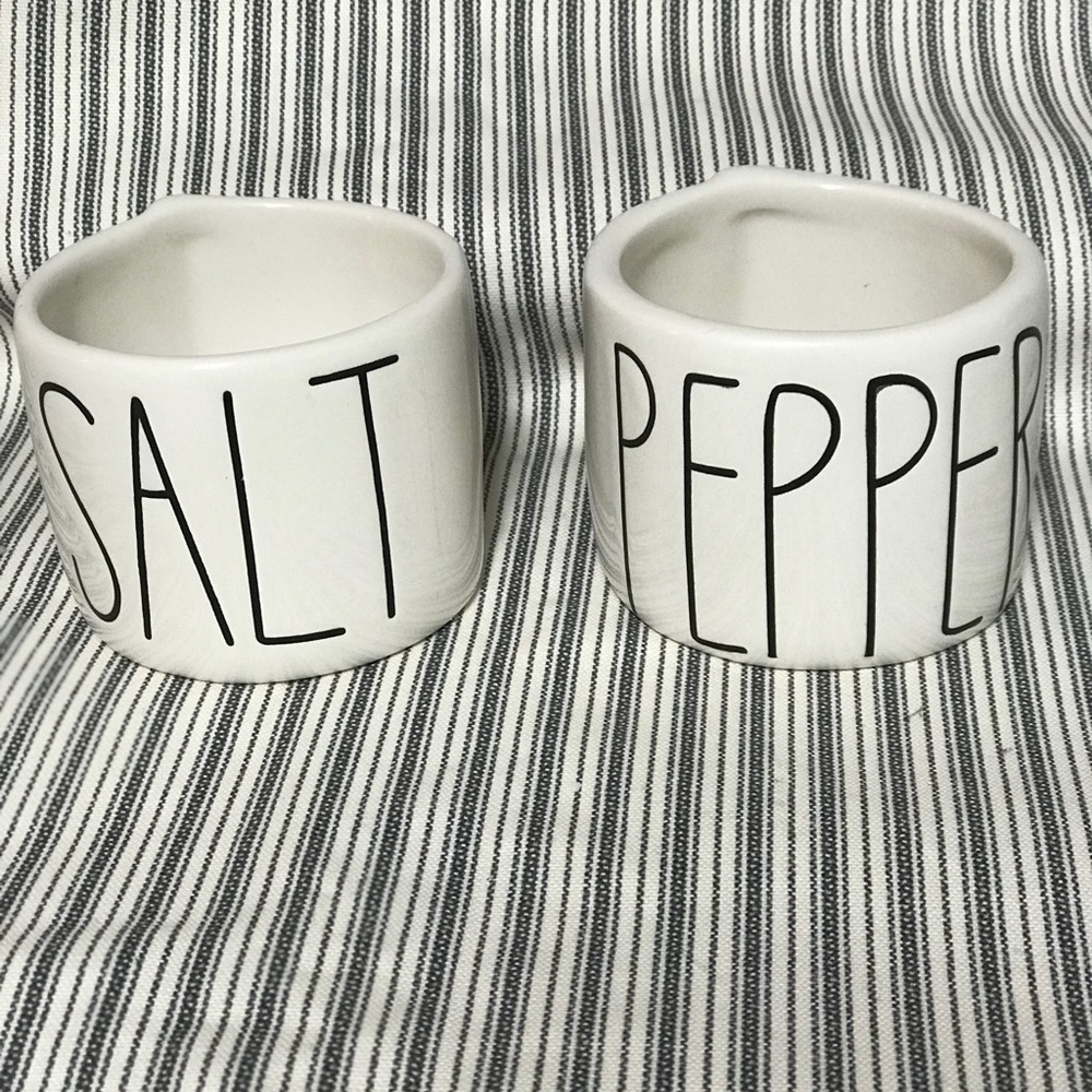 Rae Dunn Salt & Pepper Cellar