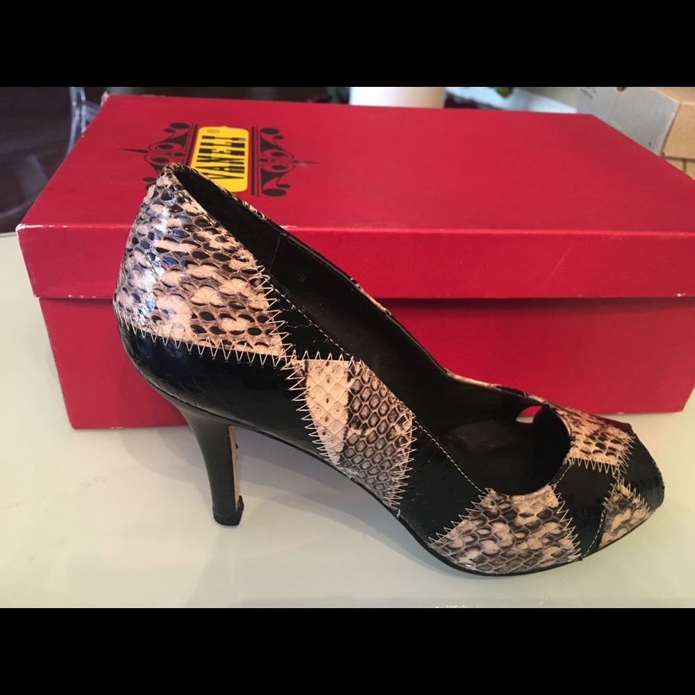 Trendy heels size 7