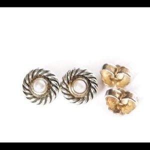 David Yurman pearl 14k gold stud earrings
