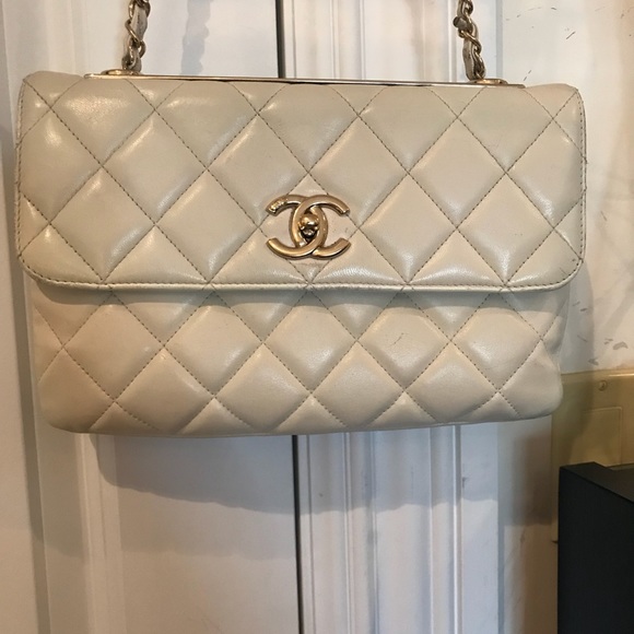 Ivory gold plated Chanel bag - Picture 2 of 8