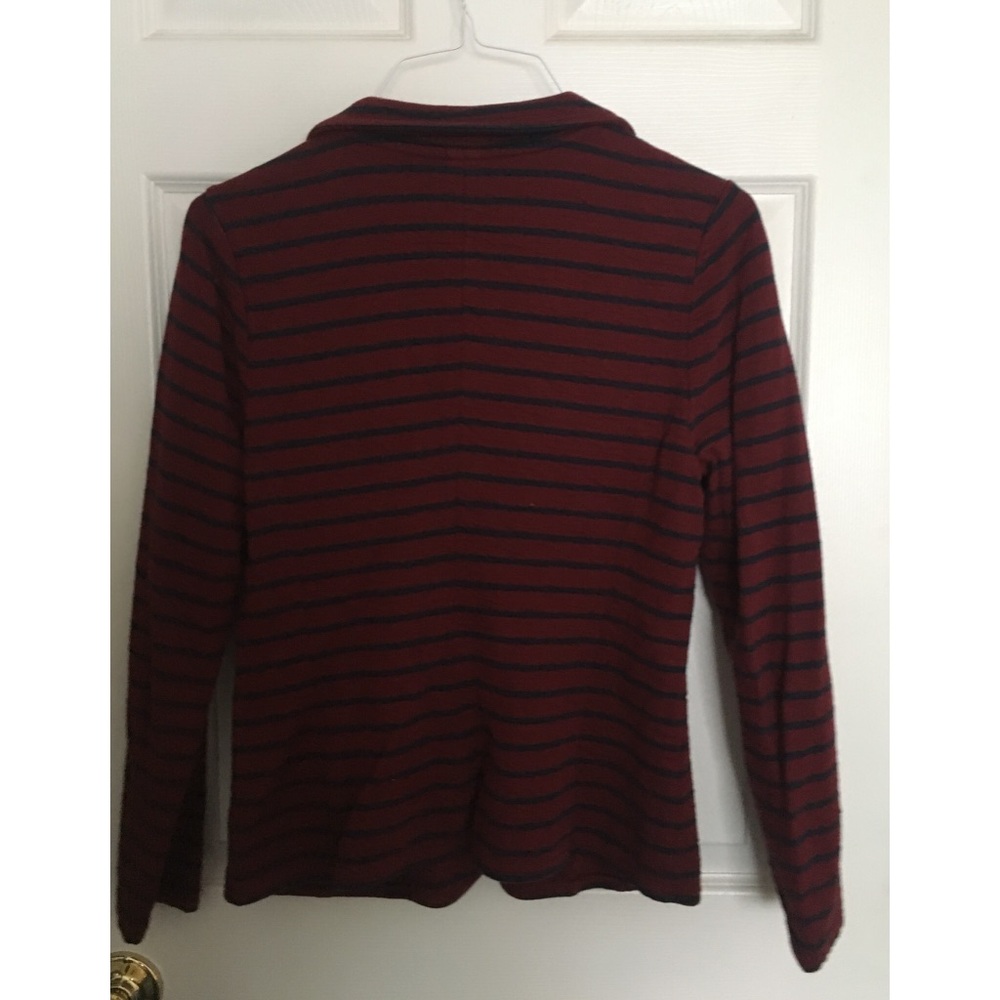 Stiped and Buttoned Blazer