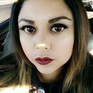 Meet your Posher, Monica