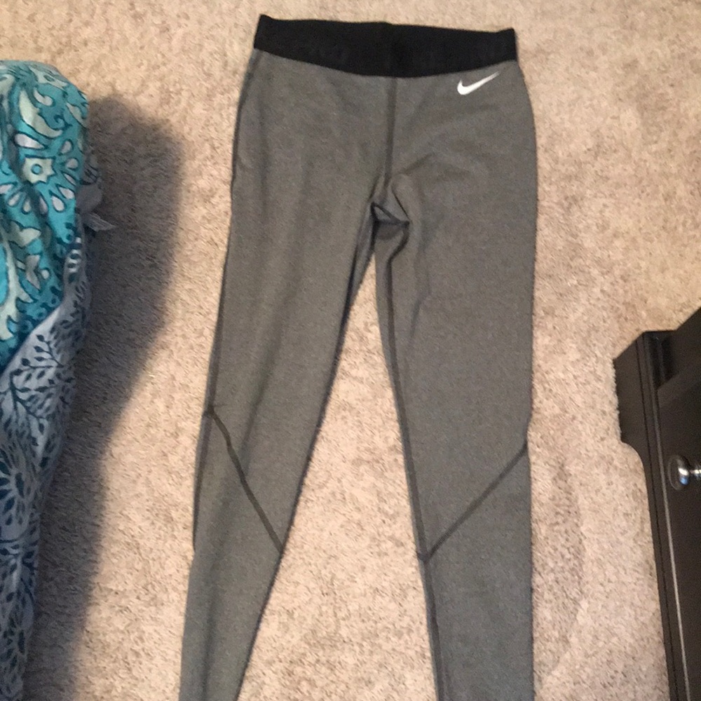 Nike pro leggings