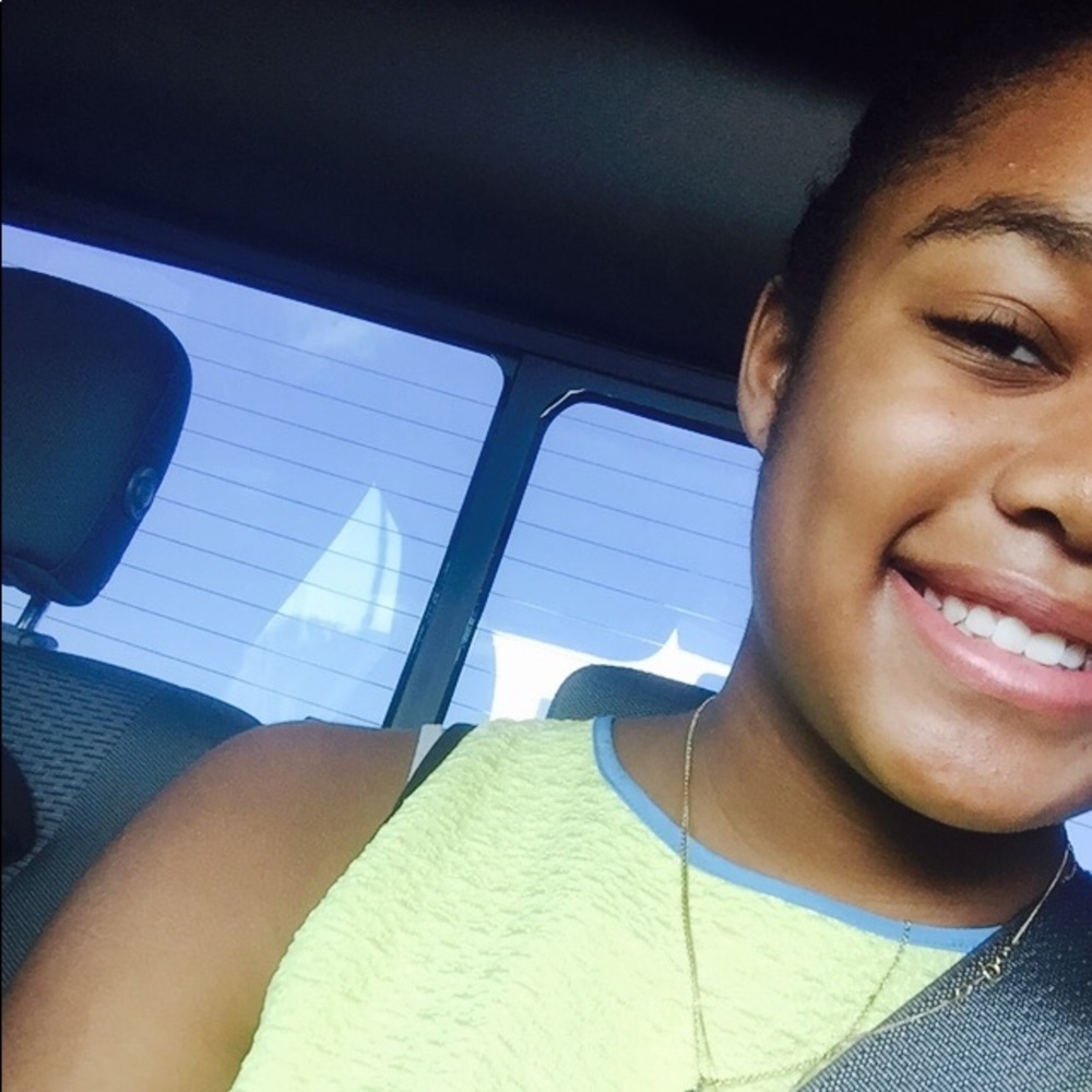 Meet your Posher, Beli