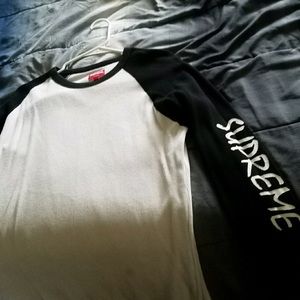 SUPREME LONG SLEEVE T-SHIRT