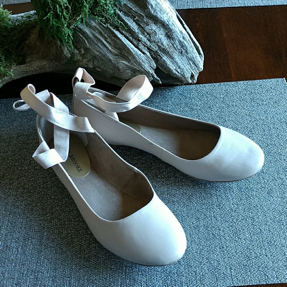 Light pink ballet slippers