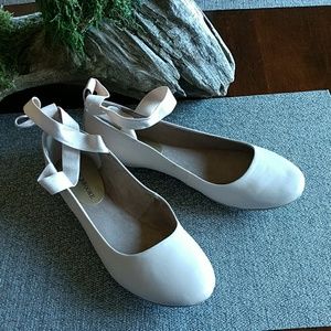 Light pink ballet slippers