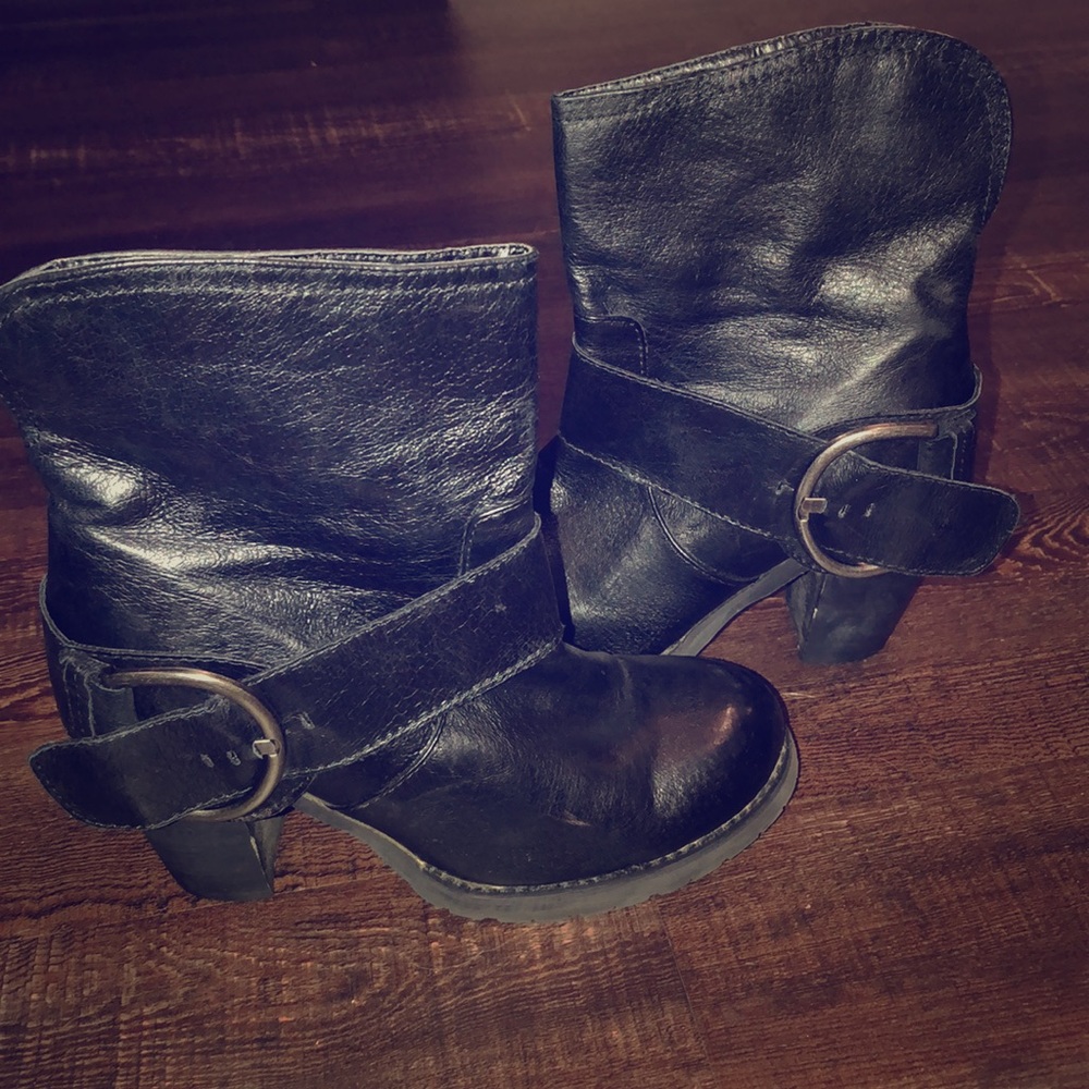 Black winter booties!