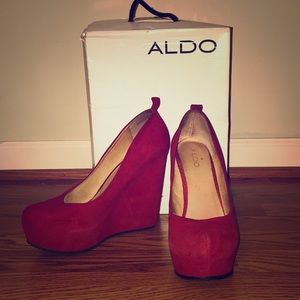 Red ALDO suede wedges size 9