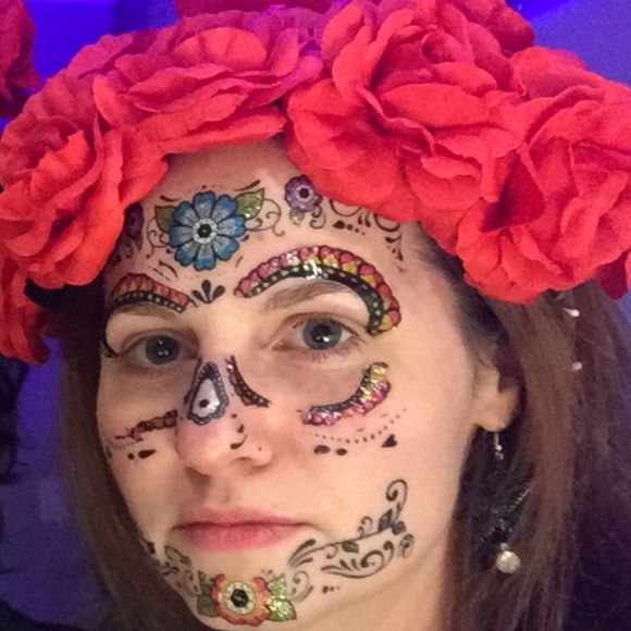 Meet your Posher, Alicia - Picture 1 of 1