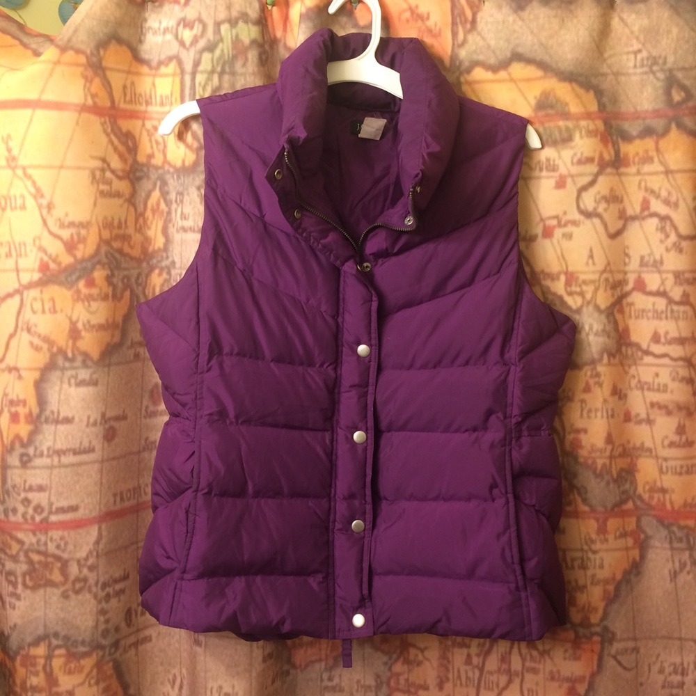 🕺🏼J. Crew L Puffer Vest Eggplant Gift Idea NWOT
