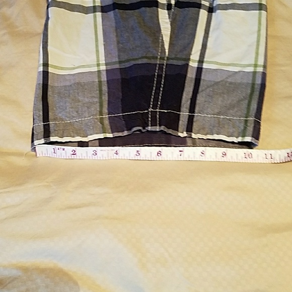 Shorts - Picture 6 of 8