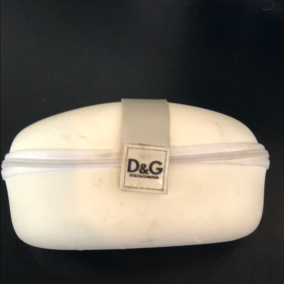 Dolce & Gabbana 100% Authentic 10/10 condition main image 4