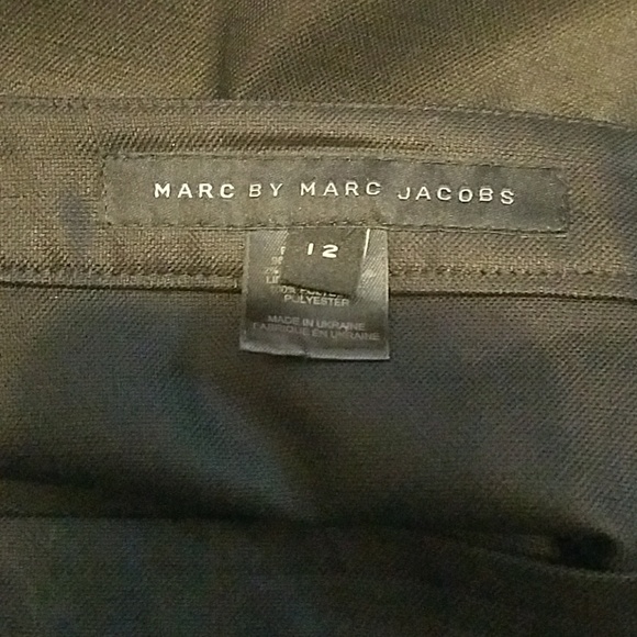 Marc by marc jacobs black mini skirt. - Picture 3 of 8
