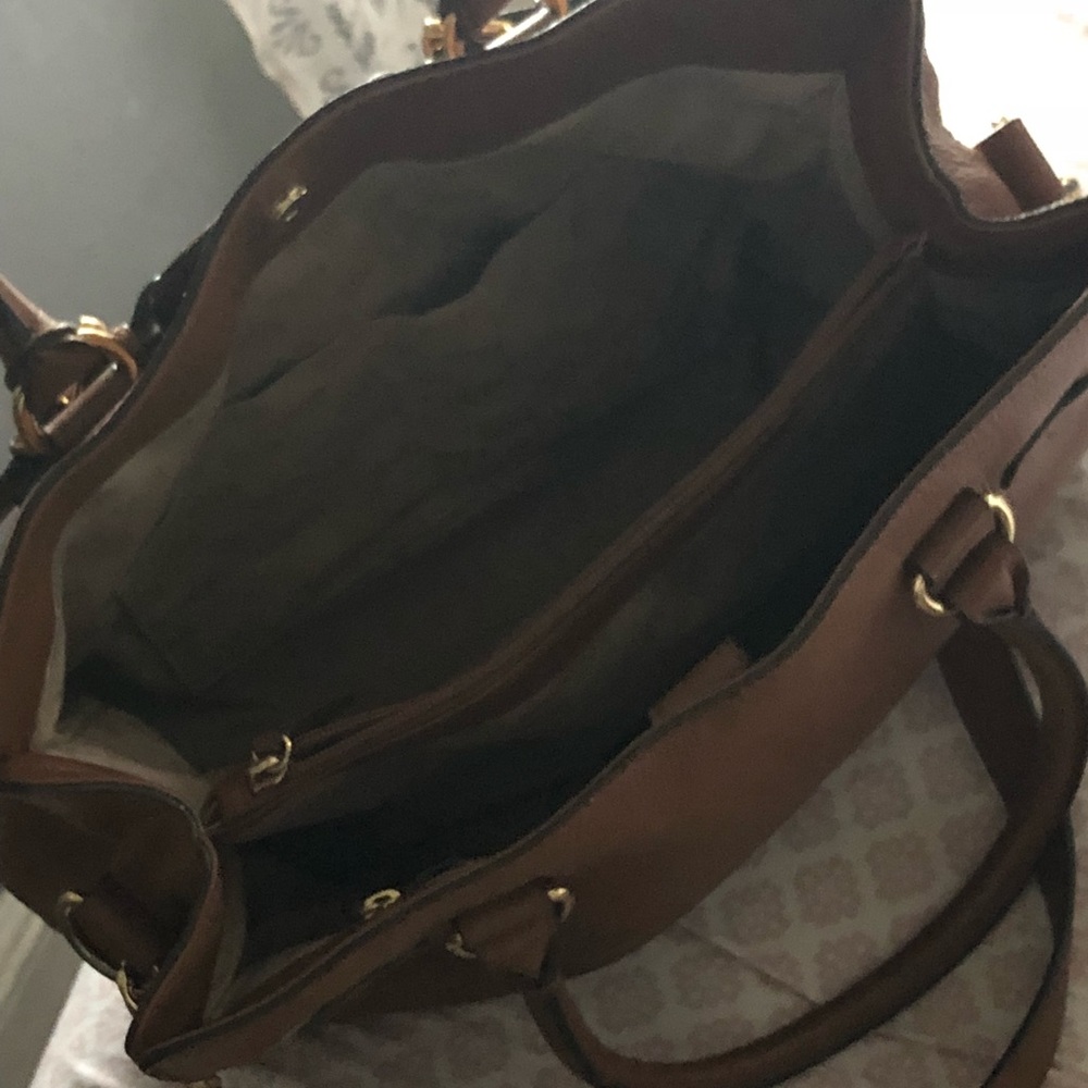 Good condition Michael Kors leather bag,
