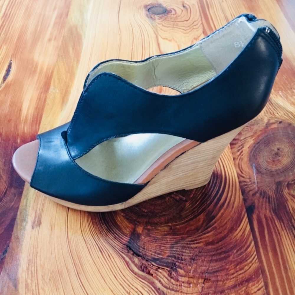 Seychelles Platform Form Wedges. - image 2