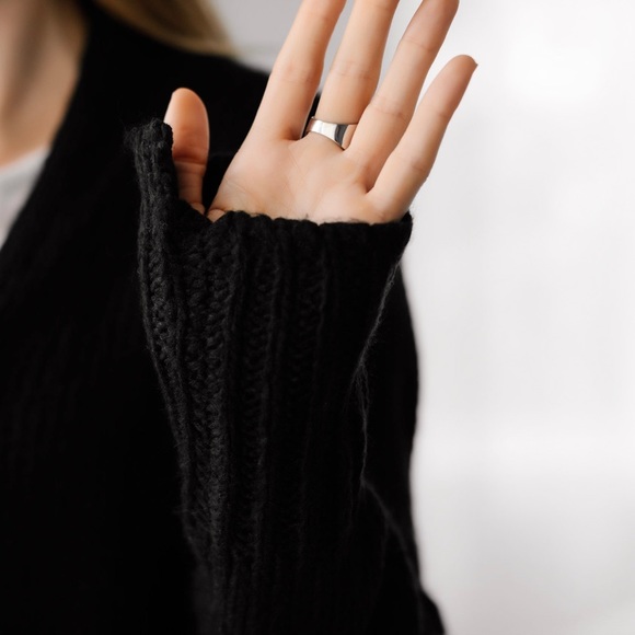 SoldOut11thStreet - Picture 5 of 8