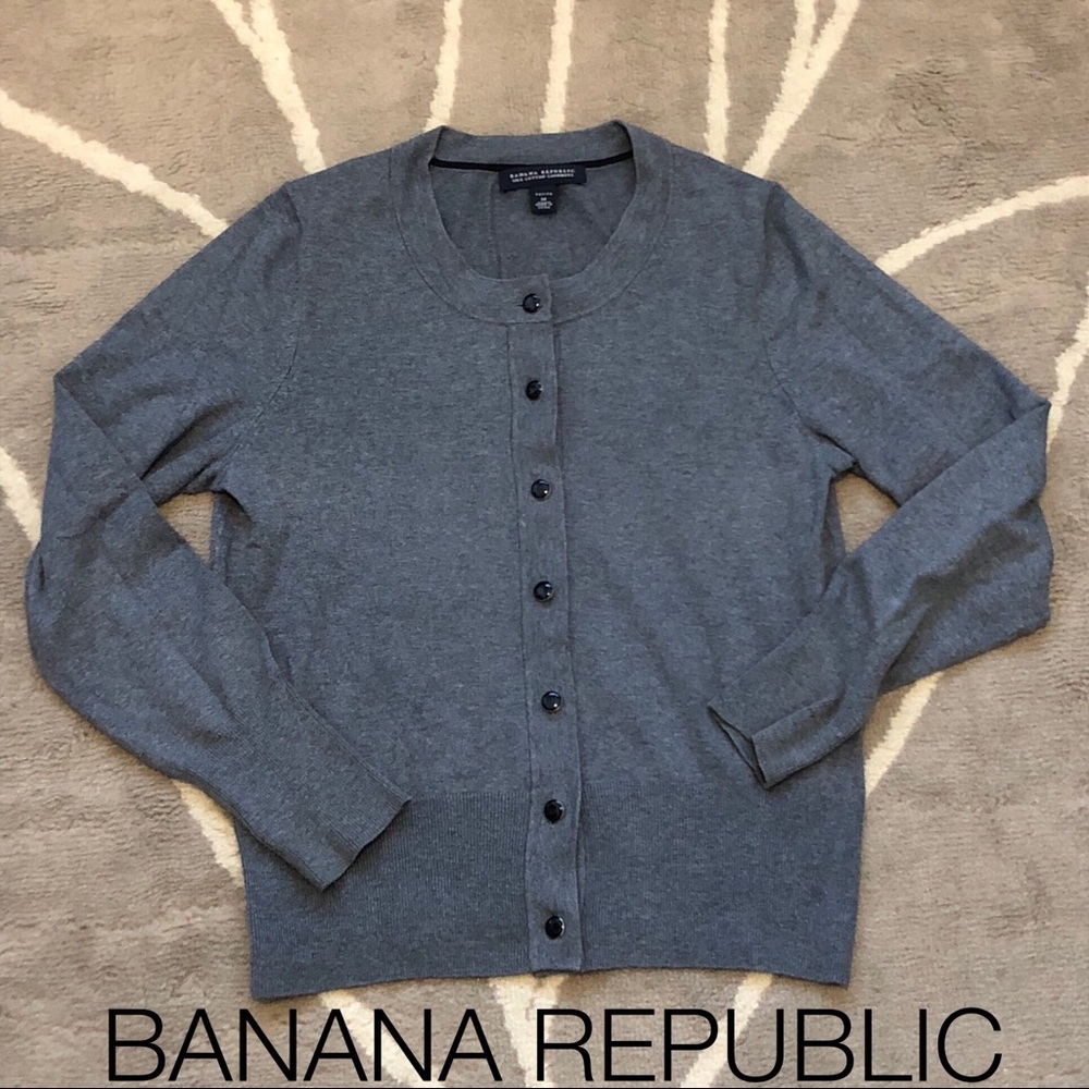 BANANA REPUBLIC PETITES SWEATER - Picture 3 of 6