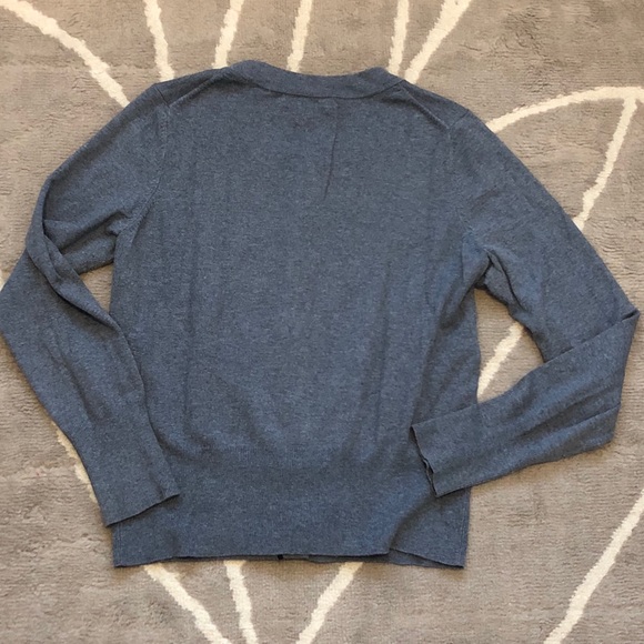 BANANA REPUBLIC PETITES SWEATER - Picture 6 of 6
