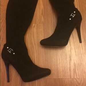 Guess black suede boots