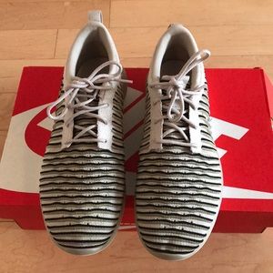 Nike Roche Two Flyknit