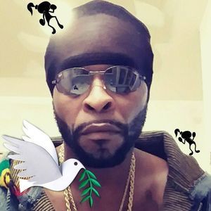 Meet your Posher, Thomas