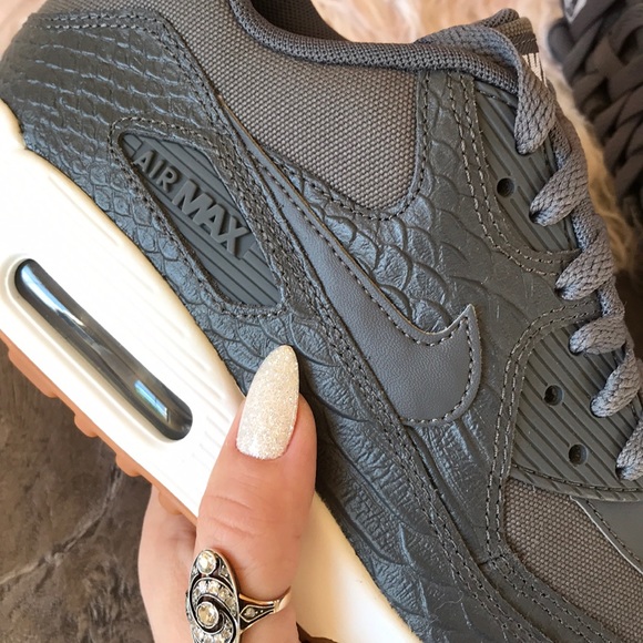 NWT🐺Nike Air Max 90 Premium - Picture 6 of 7