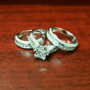 Stainless Steel Wedding Set CZ ❤NWOT❤