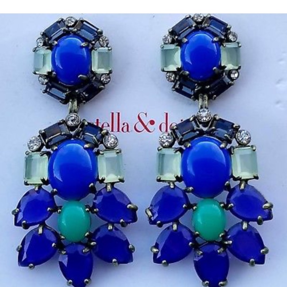 Stella & Dot 2 in 1 dangle/stud earrings.