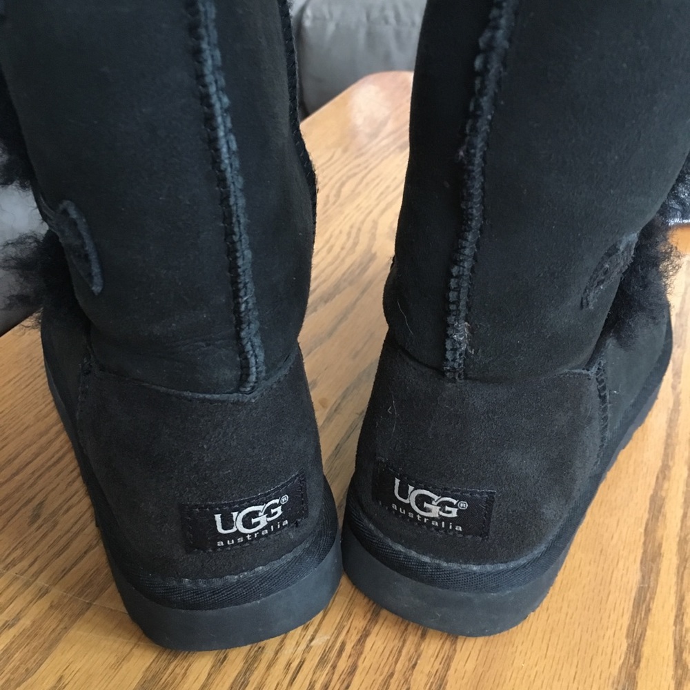 UGG Tall boot with Buttons