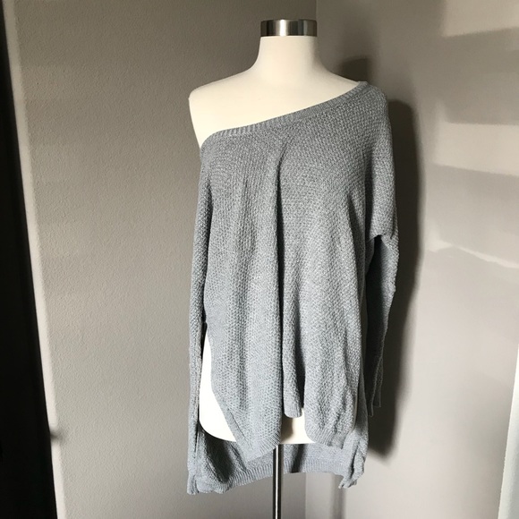 Sweaters - Off the shoulder grey sweater
