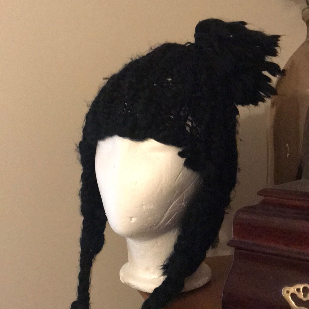 👗Mudd knit winter hat never worn