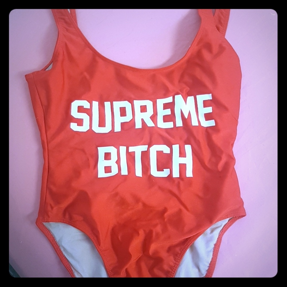 SUPREME BITCH married to the mob one piece
