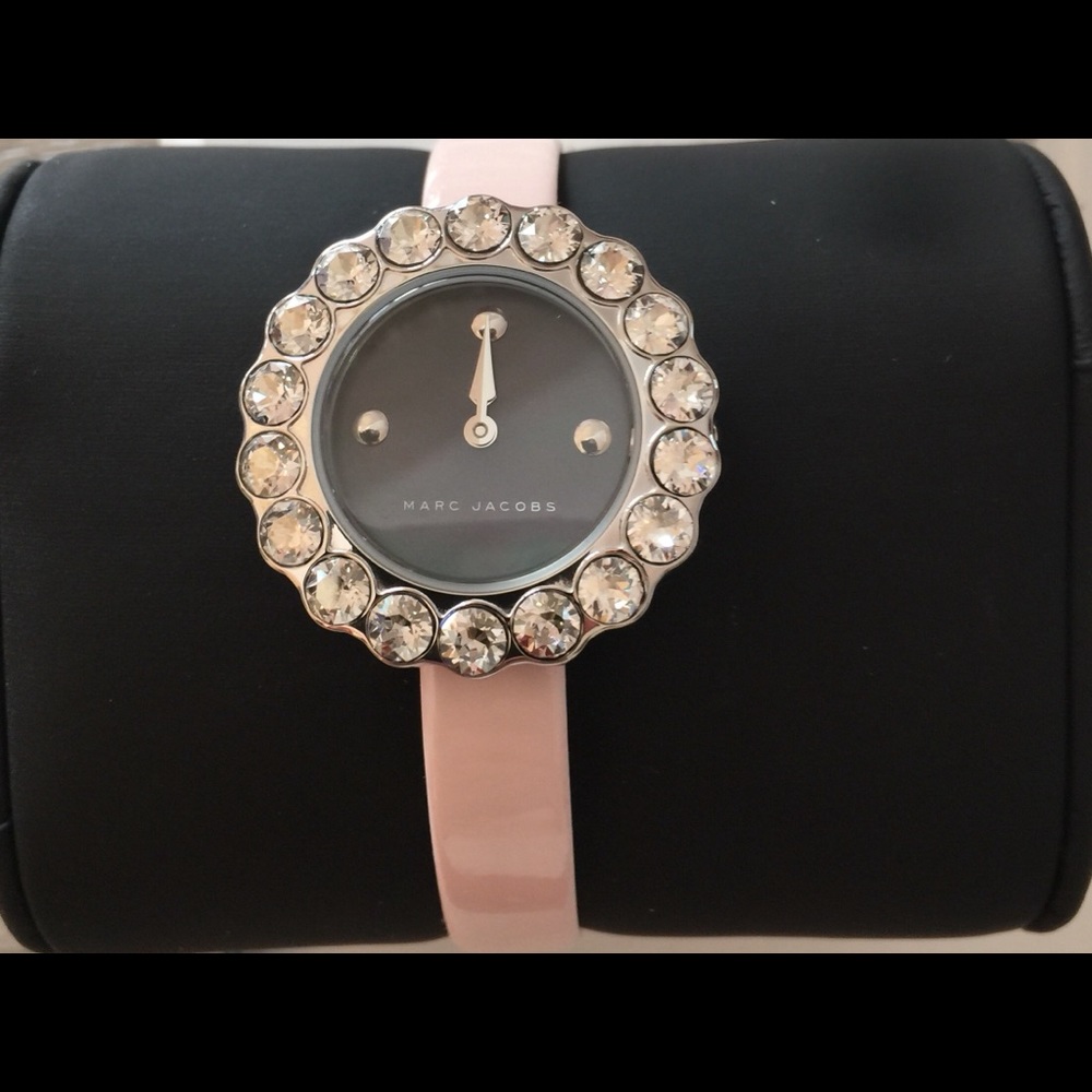 Marc Jacobs Tootsie Pink Leather Strap Watch - Picture 3 of 4