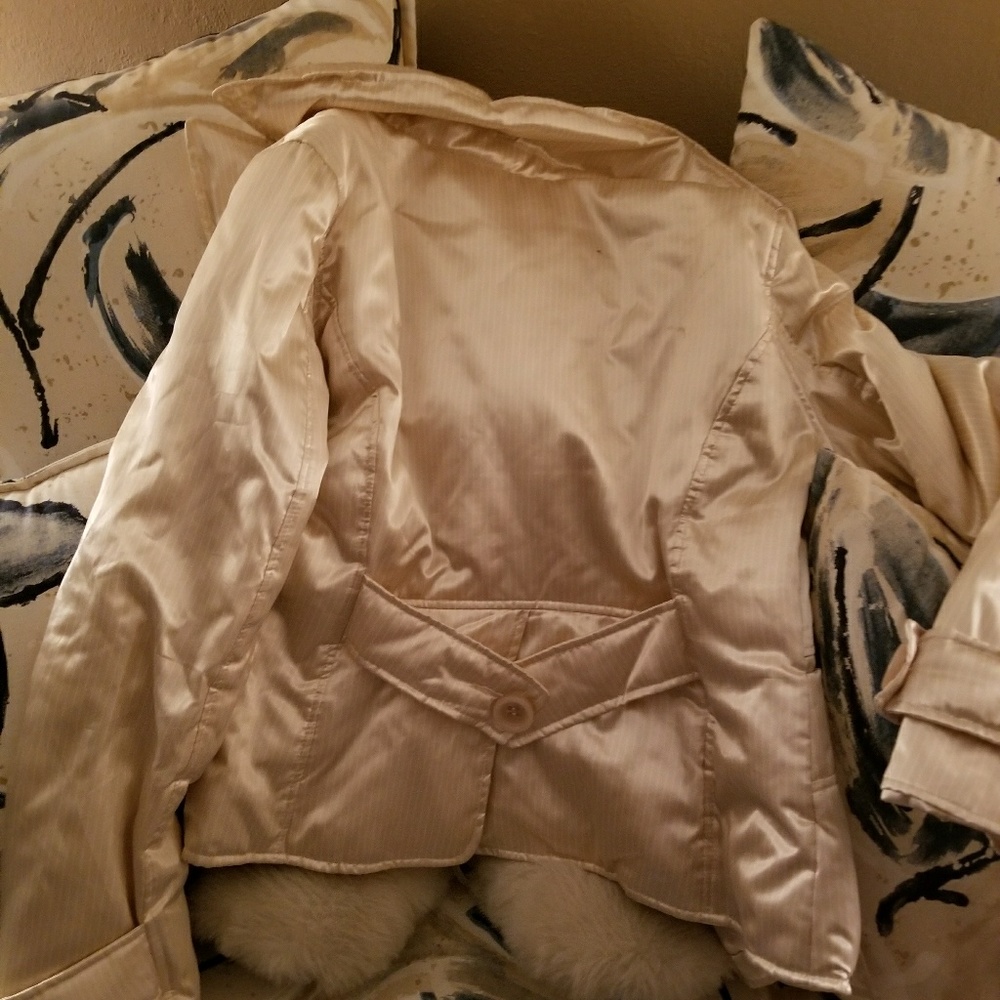 Tan and white Women's Look of Shimmer Jacket