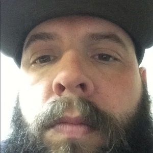 Meet your Posher, Ray