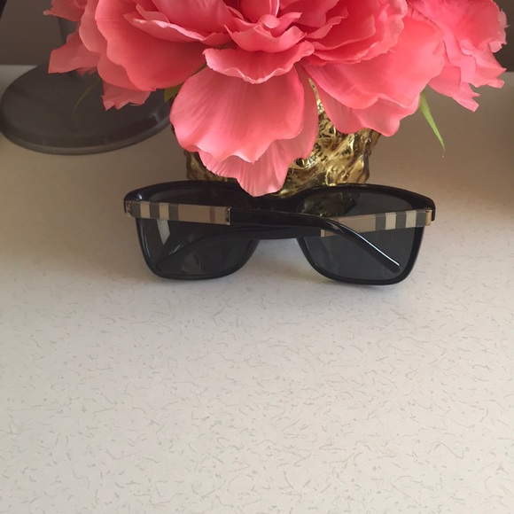 Burberry Sunglasses main image 3