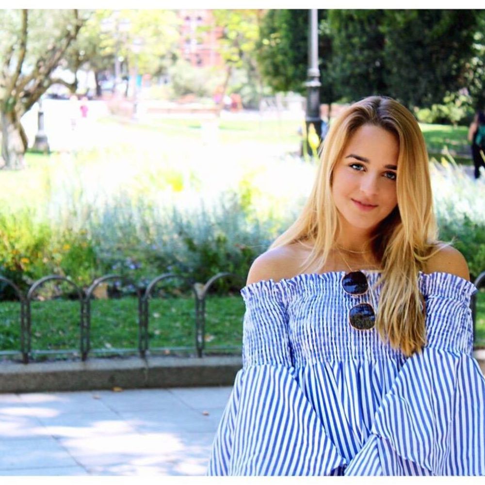 Meet your Posher, Sophie