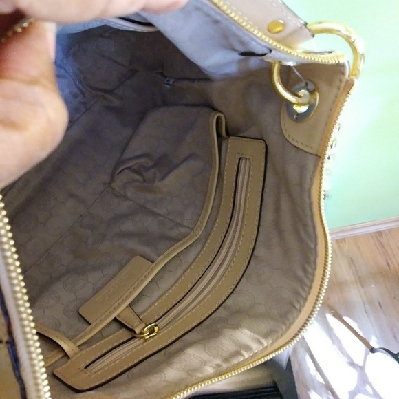 Michael Kors Jet Set - Picture 5 of 5