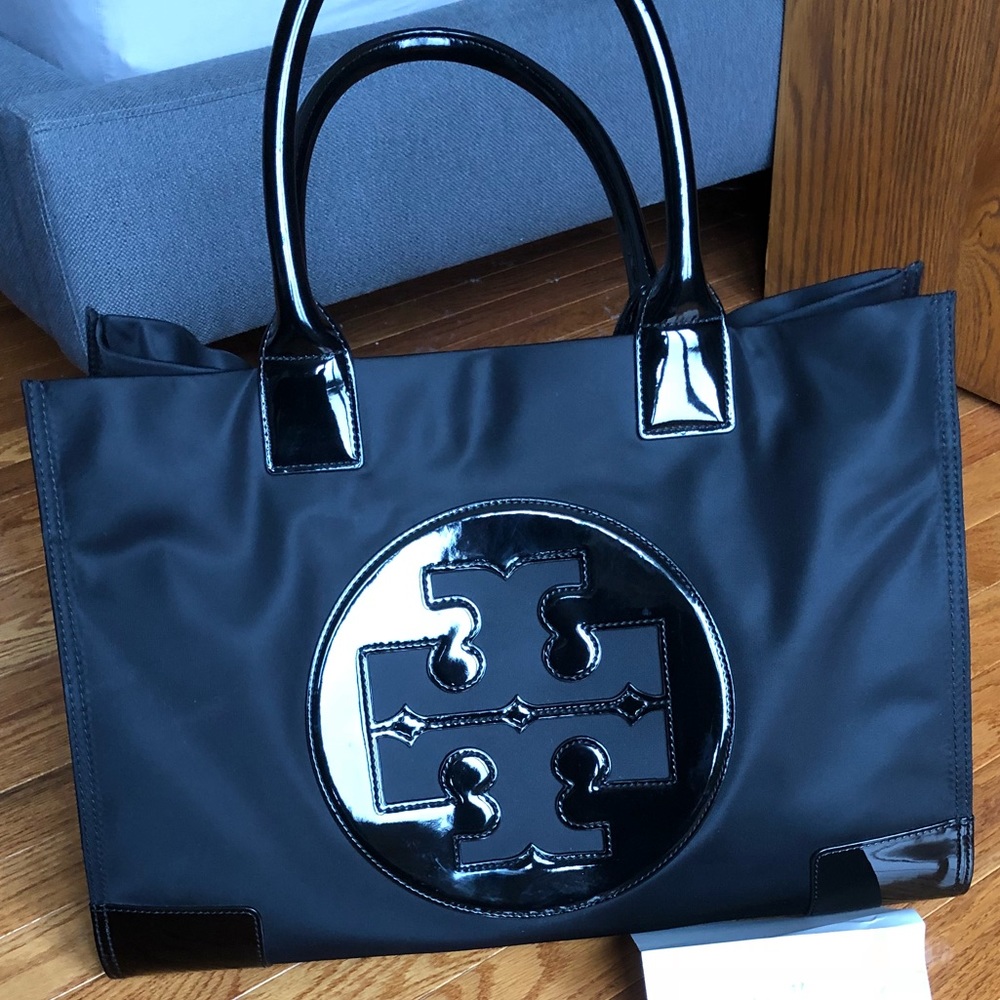 💕🔹SOLD🔹💕Tory Burch Large Black Ella Tote
