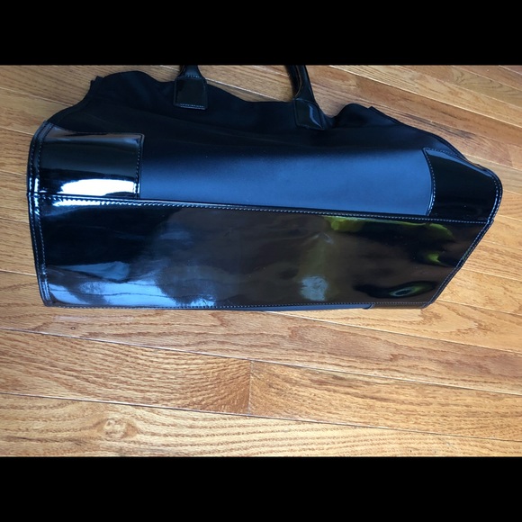 💕🔹SOLD🔹💕Tory Burch Large Black Ella Tote - Picture 3 of 6