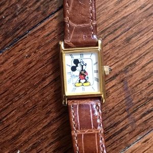 Vintage- Women’s Mickey Watch
