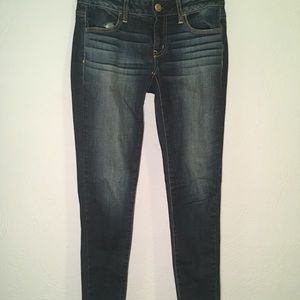 American Eagle skinny jeans